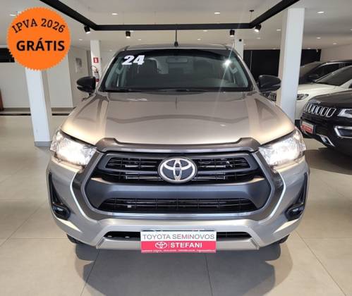 TOYOTA HILUX 2.8 D-4D TURBO DIESEL CD SR 4X4 AUTOMÁTICO